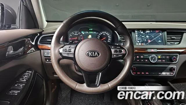 Kia K7 2017 — фото 13
