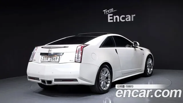 Cadillac CTS 2011 — фото 2