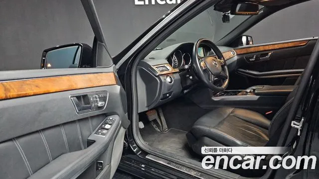 Mercedes-Benz E-Class 2014 — фото 10