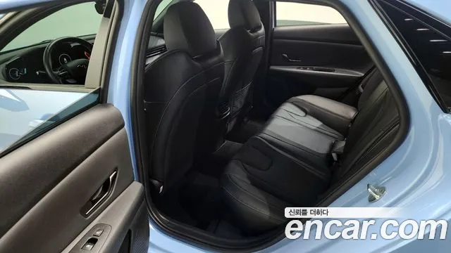 Hyundai AVANTE 2023 — фото 11