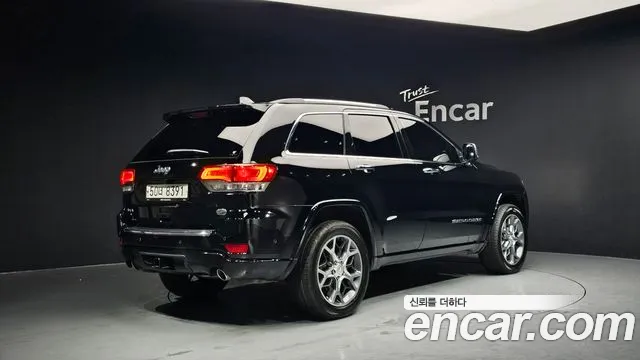 Jeep Cherokee 2019 — фото 2