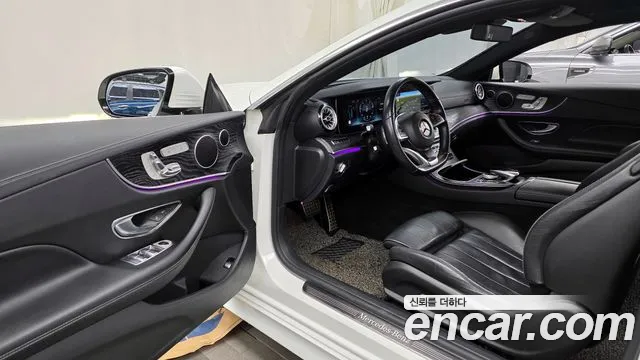 Mercedes-Benz E-Class 2017 — фото 10