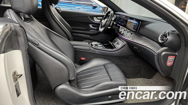 Mercedes-Benz E-Class 2017 — фото 11