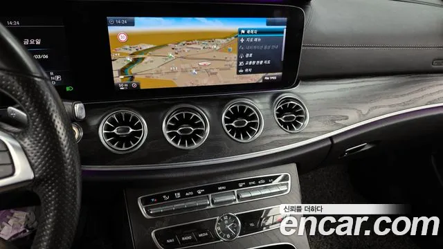 Mercedes-Benz E-Class 2017 — фото 14