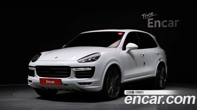 Porsche Cayenne 2016 — фото 1