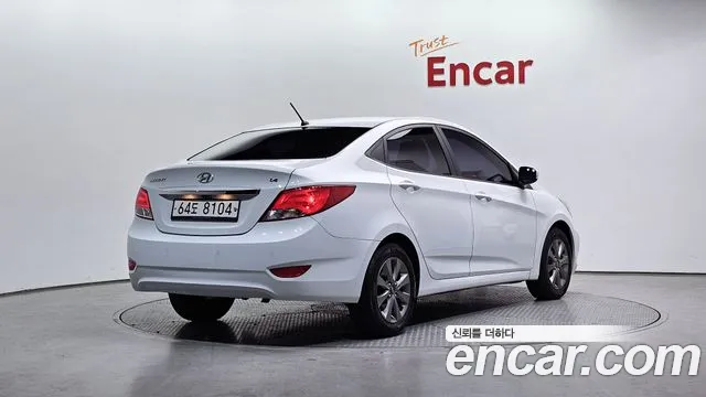 Hyundai Accent 2018 — фото 2