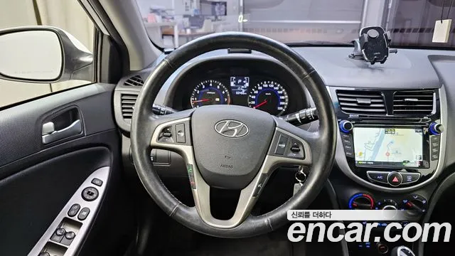 Hyundai Accent 2018 — фото 14