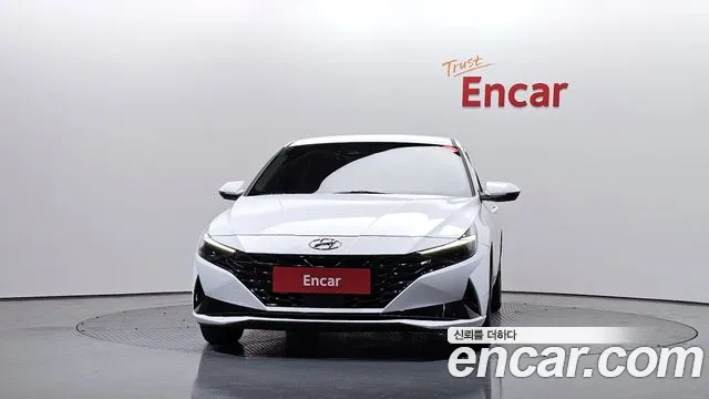 Hyundai AVANTE 2021 — фото 3