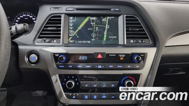 Hyundai Sonata 2017 — фото 15