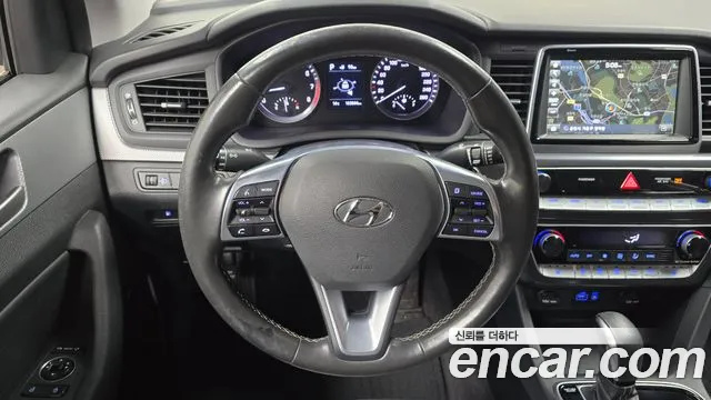 Hyundai Sonata 2018 — фото 13