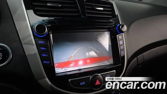 Hyundai Accent 2016 — фото 17