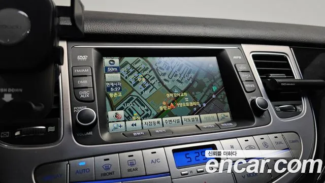 Hyundai Genesis 2012 — фото 14