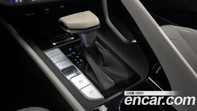 Hyundai AVANTE 2021 — фото 9