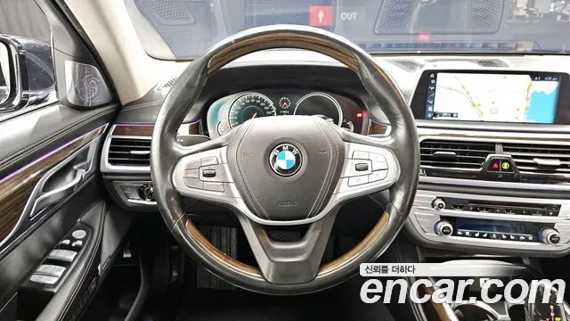 BMW 7-Series 2016 — фото 13