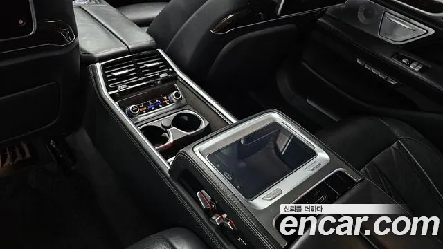 BMW 7-Series 2016 — фото 17