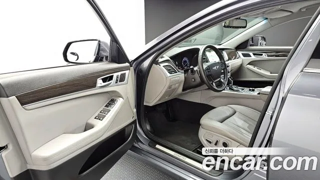 Hyundai Genesis 2016 — фото 11