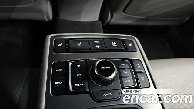 Hyundai Genesis 2016 — фото 18