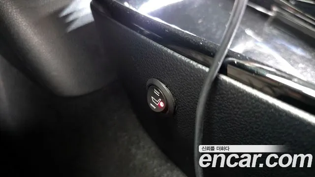 Toyota Prius 2017 — фото 19