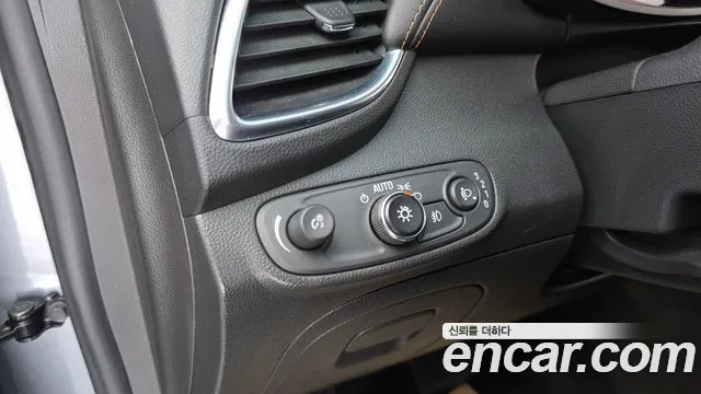 ChevroletGMDaewoo Trax 2019 — фото 18