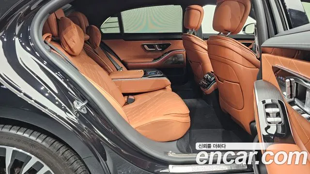 Mercedes-Benz S-Class 2022 — фото 12