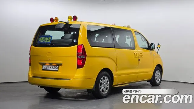 Hyundai Starex 2015 — фото 2