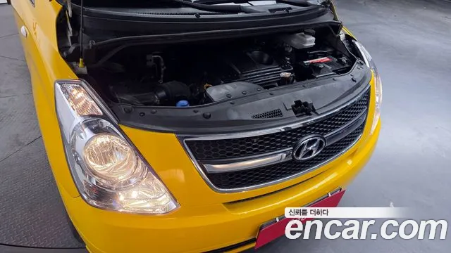 Hyundai Starex 2015 — фото 6