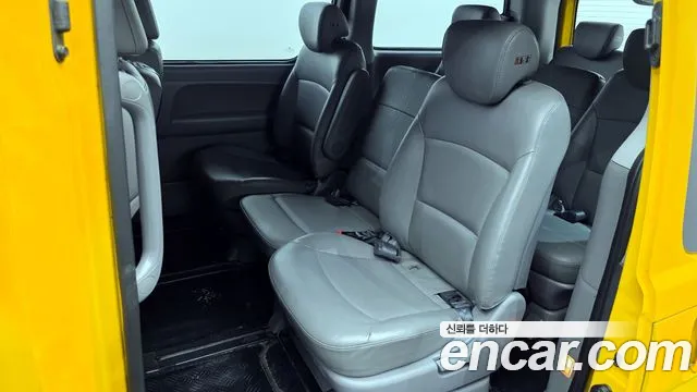 Hyundai Starex 2015 — фото 11
