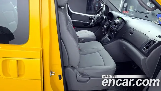 Hyundai Starex 2015 — фото 12