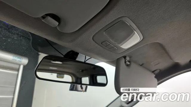 Hyundai Starex 2015 — фото 19