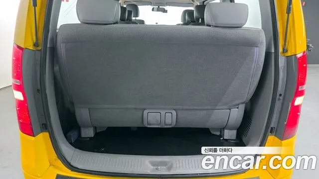 Hyundai Starex 2015 — фото 20
