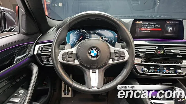 BMW 5-Series 2019 — фото 13