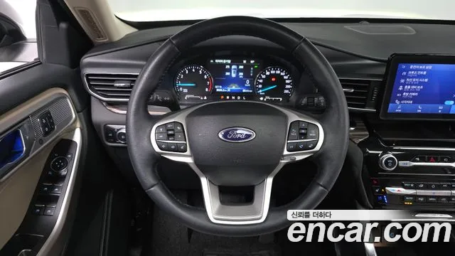 Ford Explorer 2023 — фото 13