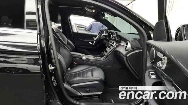 Mercedes-Benz GLC-Class 2023 — фото 11