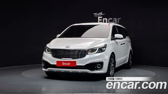 Kia Canival 2018 — фото 3
