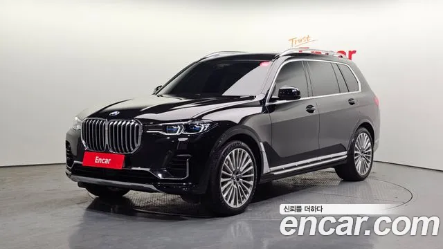 BMW X7 2021 — фото 1