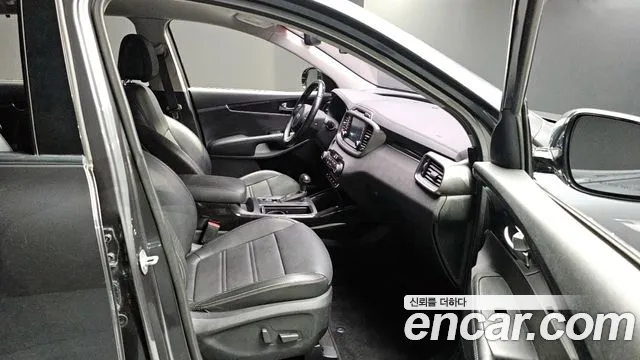 Kia Sorento 2015 — фото 11