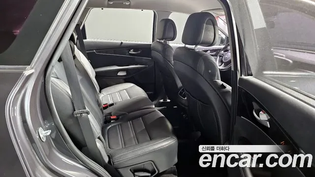 Kia Sorento 2015 — фото 12