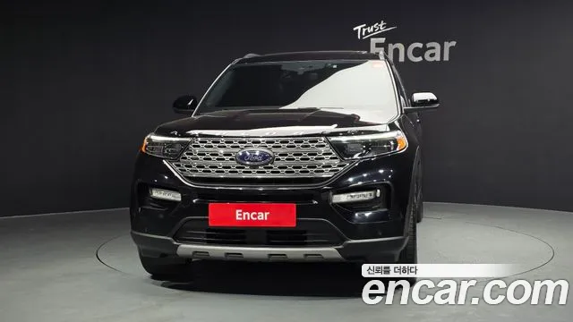 Ford Explorer 2020 — фото 3