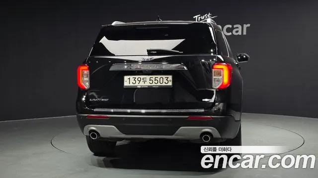 Ford Explorer 2020 — фото 4