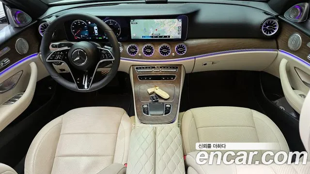 Mercedes-Benz E-Class 2023 — фото 7