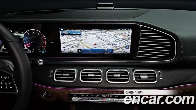 Mercedes-Benz GLE-Class 2025 — фото 15