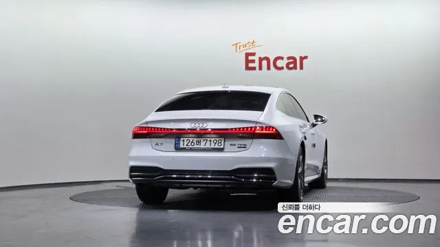 Audi A7 2021 — фото 4