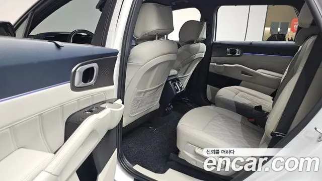 Kia Sorento 2023 — фото 11