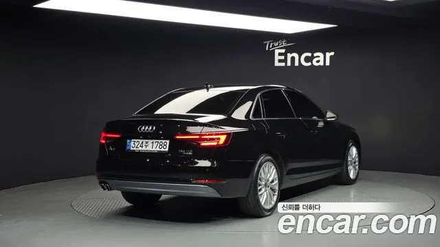 Audi A4 2018 — фото 2