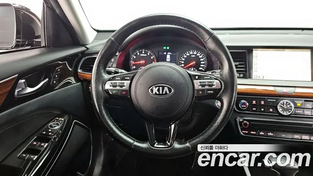 Kia K7 2016 — фото 13