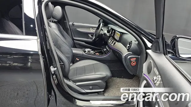 Mercedes-Benz E-Class 2019 — фото 10