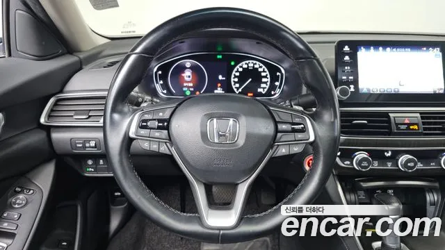 Honda Accord 2021 — фото 13