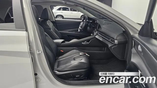Hyundai AVANTE 2024 — фото 11