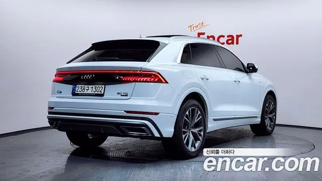 Audi Q8 2021 — фото 2