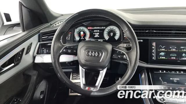 Audi Q8 2021 — фото 13